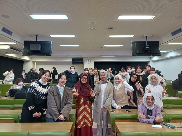 Guest Lecture Dosen Fakultas Keperawatan Unhas di Okayama University Jepang