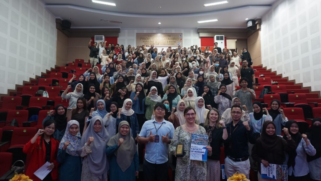 FKep Unhas Gelar Symposium : Stroke in Australia Bersama Professor Monash University