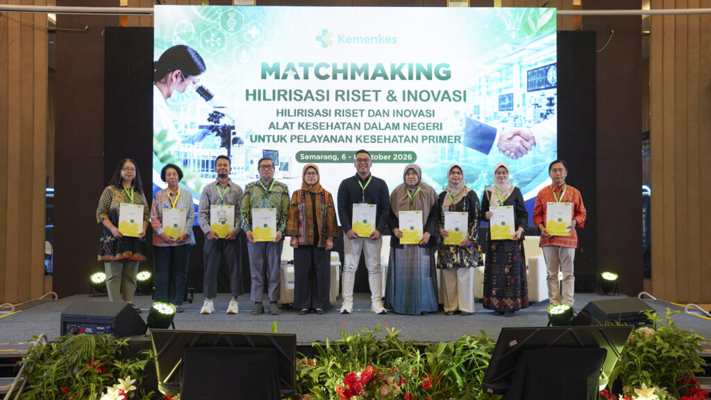 Unhas Faculty of Nursing Showcases SEHATI application at National Matchmaking Forum for Research Downstreaming and Domestic Medical Device Innovation for Primary Health Care by the Ministry of Health of the Republic of Indonesia